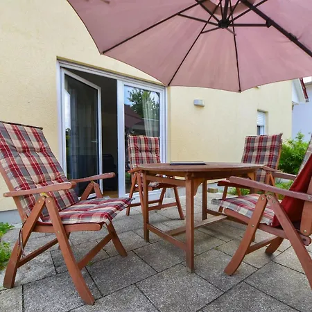 Haus Neuhof 01 제바트헤링스도르프