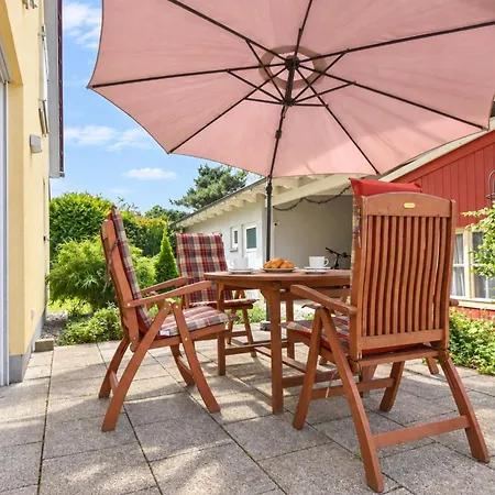 Haus Neuhof 01 * Ostseebad Heringsdorf